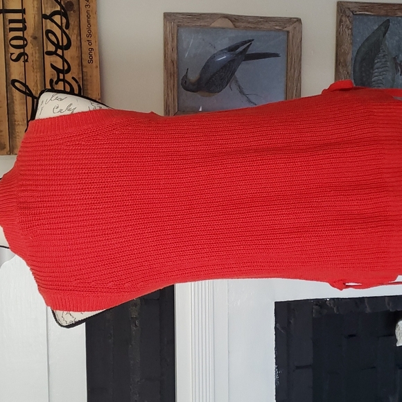 Loft, NWOT, orange sleeveless sweater - Picture 4 of 6